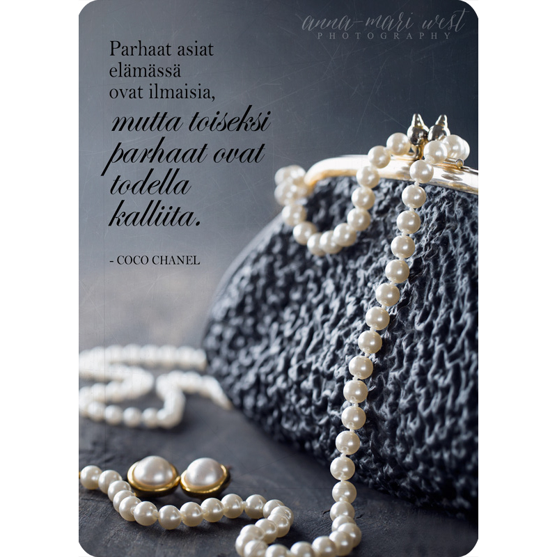 helminauha helmet käsilaukku musta